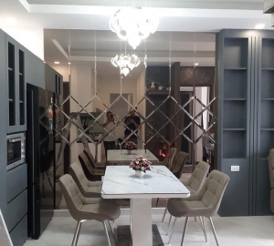 Thi công công trình kính ốp tường
