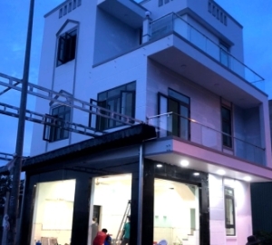 Thi công cửa nhôm xingfa