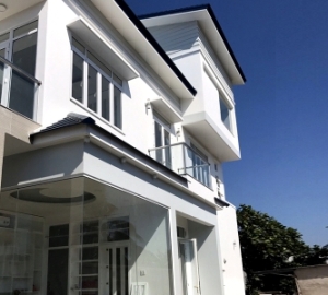 Thi công lắp đặt cửa sổ nhôm kính