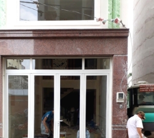 Tư vấn thi công cửa đi nhôm kính